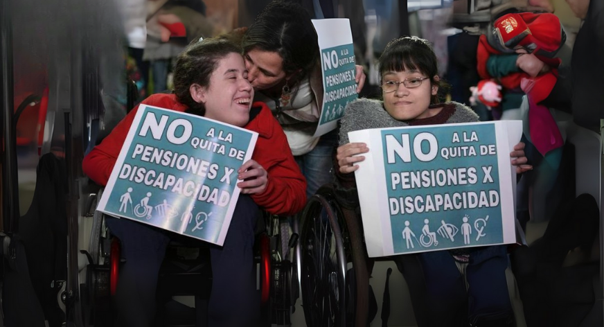 Argentina: Justicia ordena restituir pensiones a personas con discapacidad